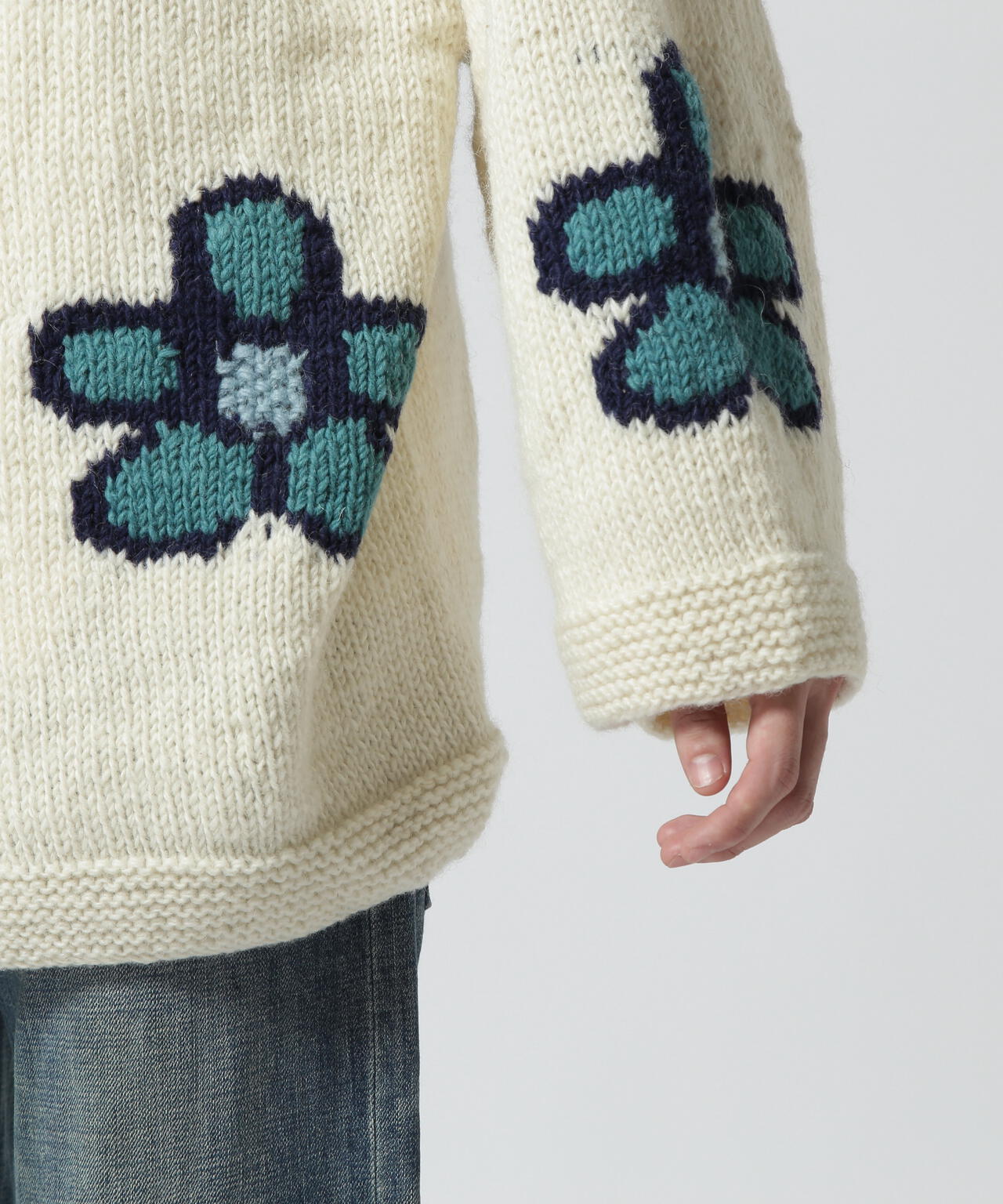 MacMahon Knitting Mills / Roll Neck Knit-Sparse Flower | B'2nd