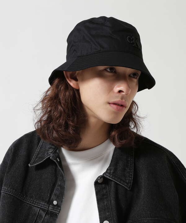 Calvin Klein Jeans / ＠ ARCHIVE LOGO BUCKET HAT