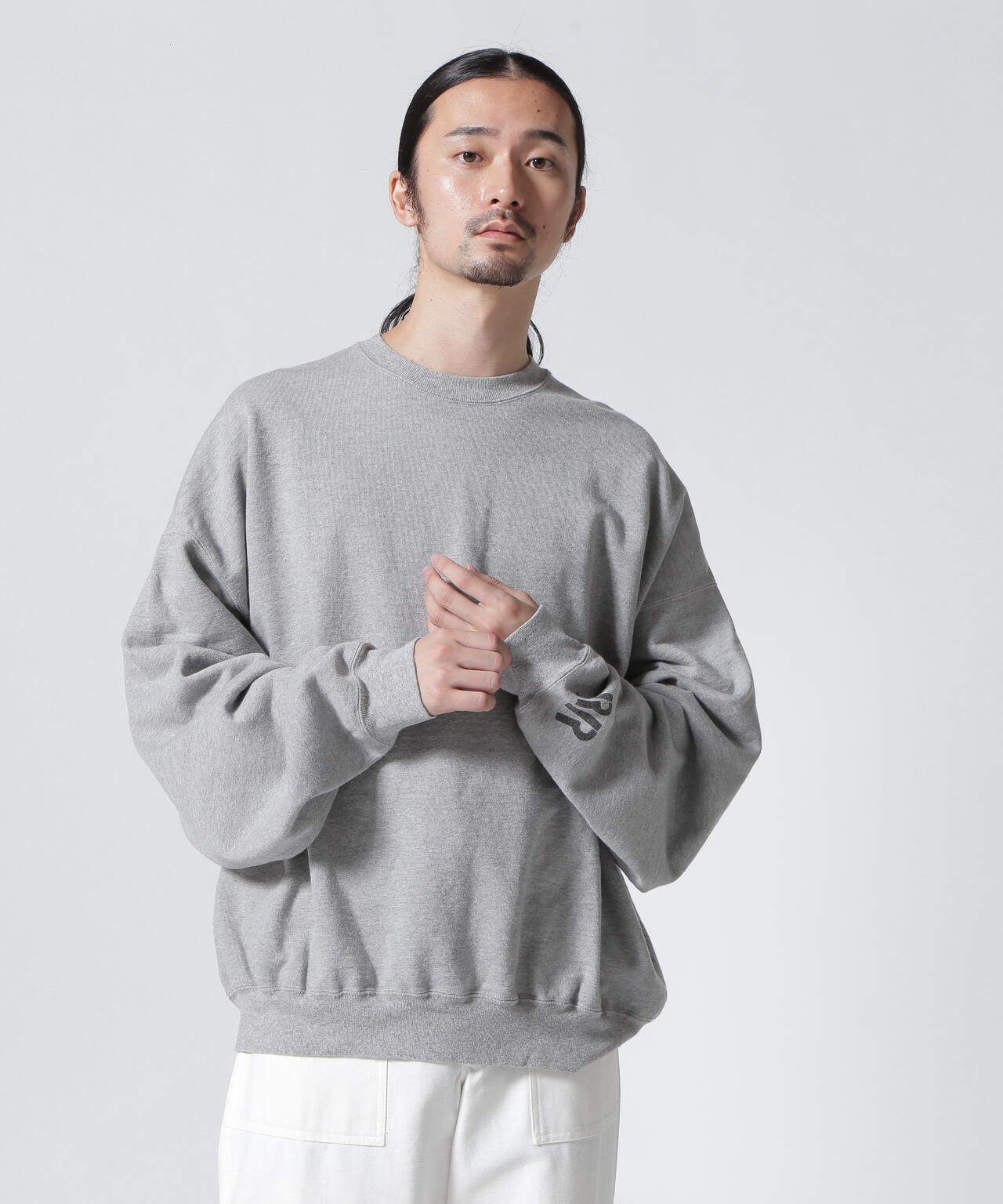 数々のアワードを受賞】 【REMI RELIEF/レミレリーフ】Oversize Sweat