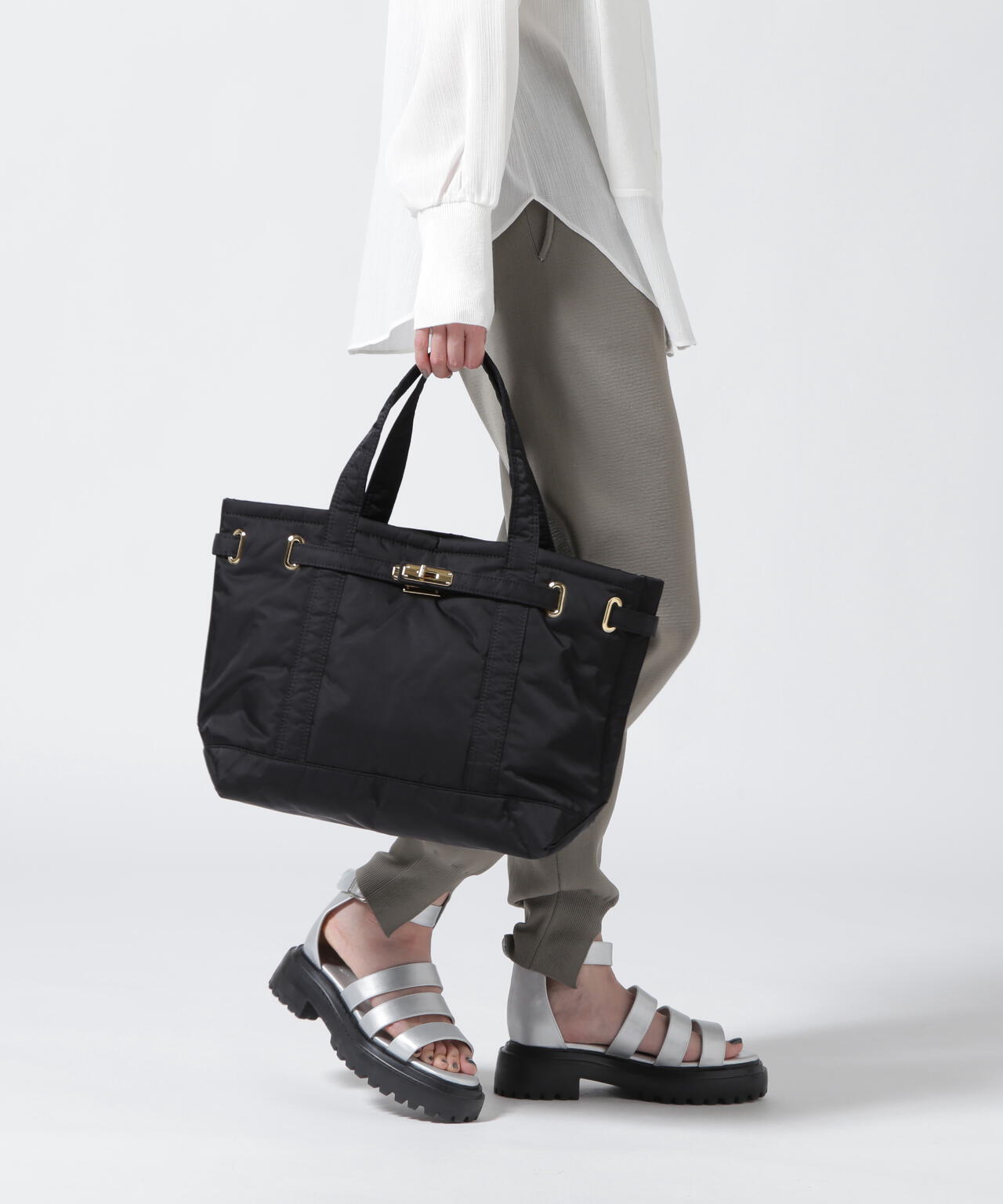 SITA PARANTICA（シータ パランティカ）BONDED POLYESTER TWILLTOTE