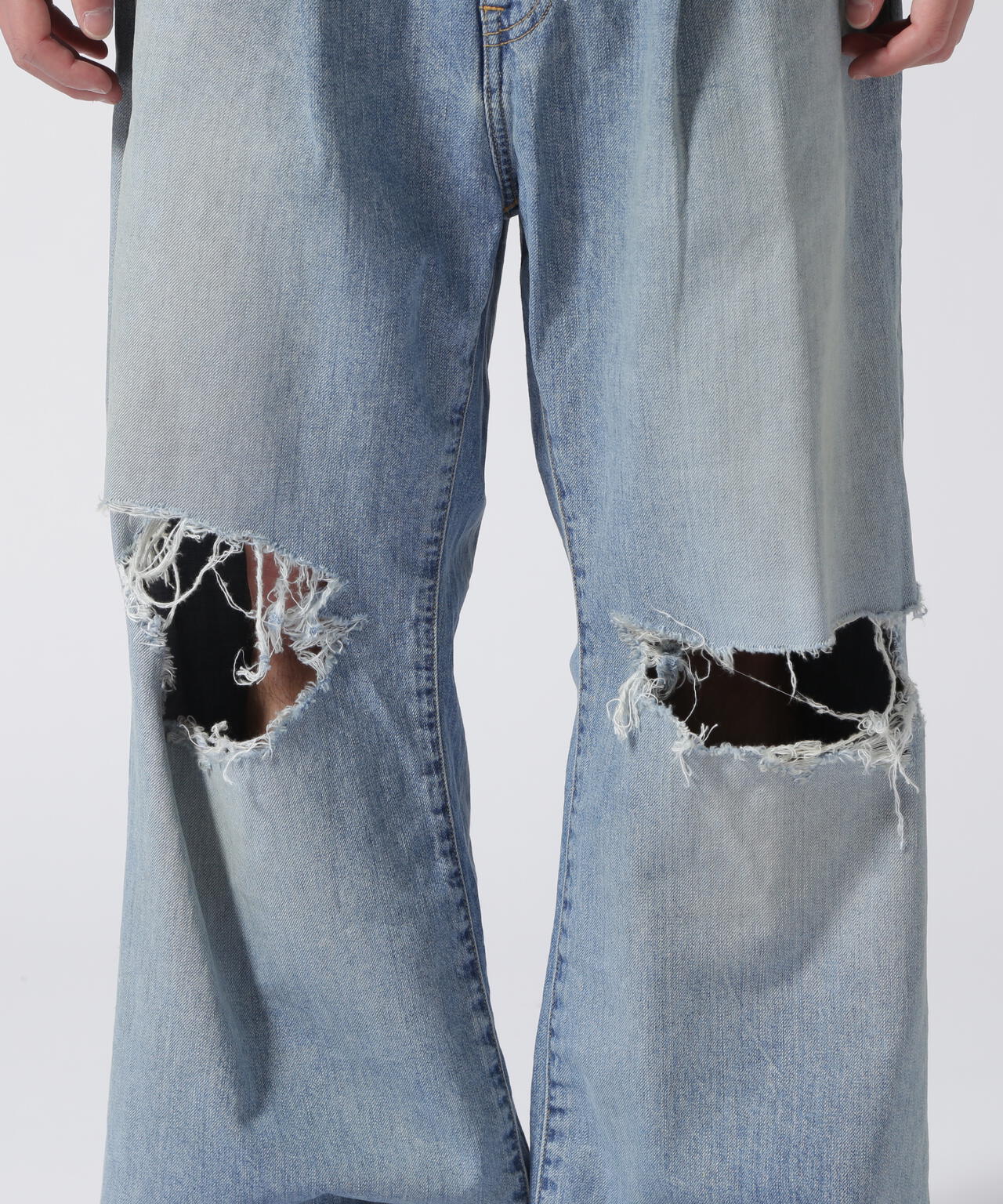 JieDa＞DAMAGE ONE TUCK WIDE STRAIGHT DENIM | B'2nd ( ビーセカンド ) | US ONLINE  STORE（US オンラインストア）