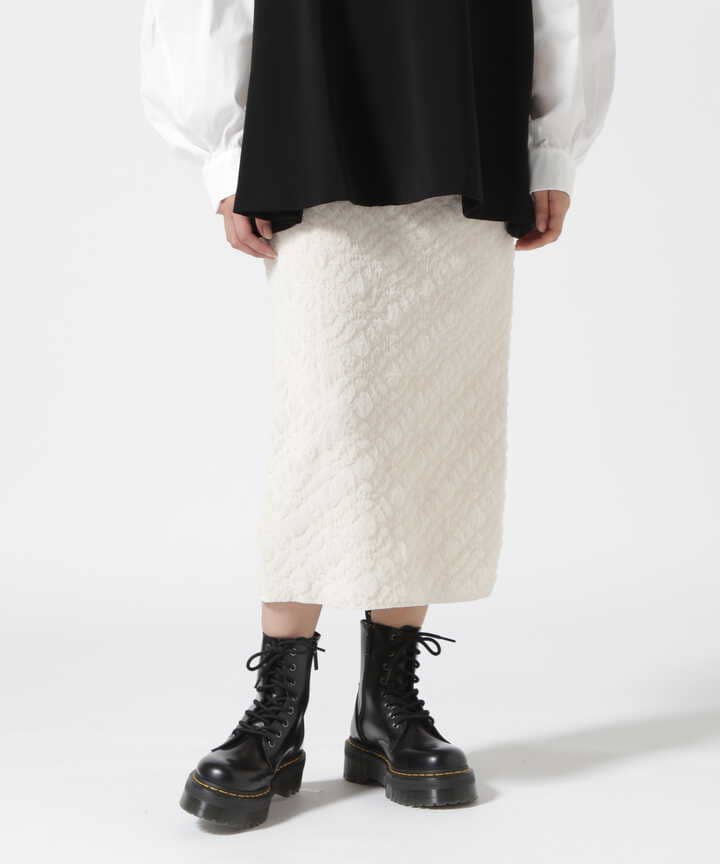 DROIT BELLO（ドロイトベロ）膨れチュールナロースカート