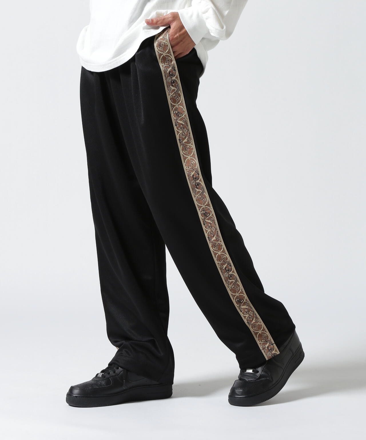 Children of the discordance / SIDE LINE TRACK PANT