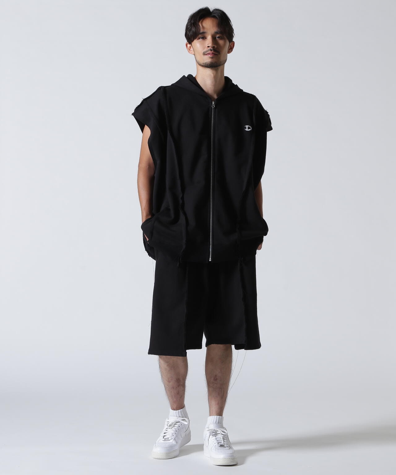 DISCOVERED(ディスカバード) 別注DOCKING EIDE SHORTS