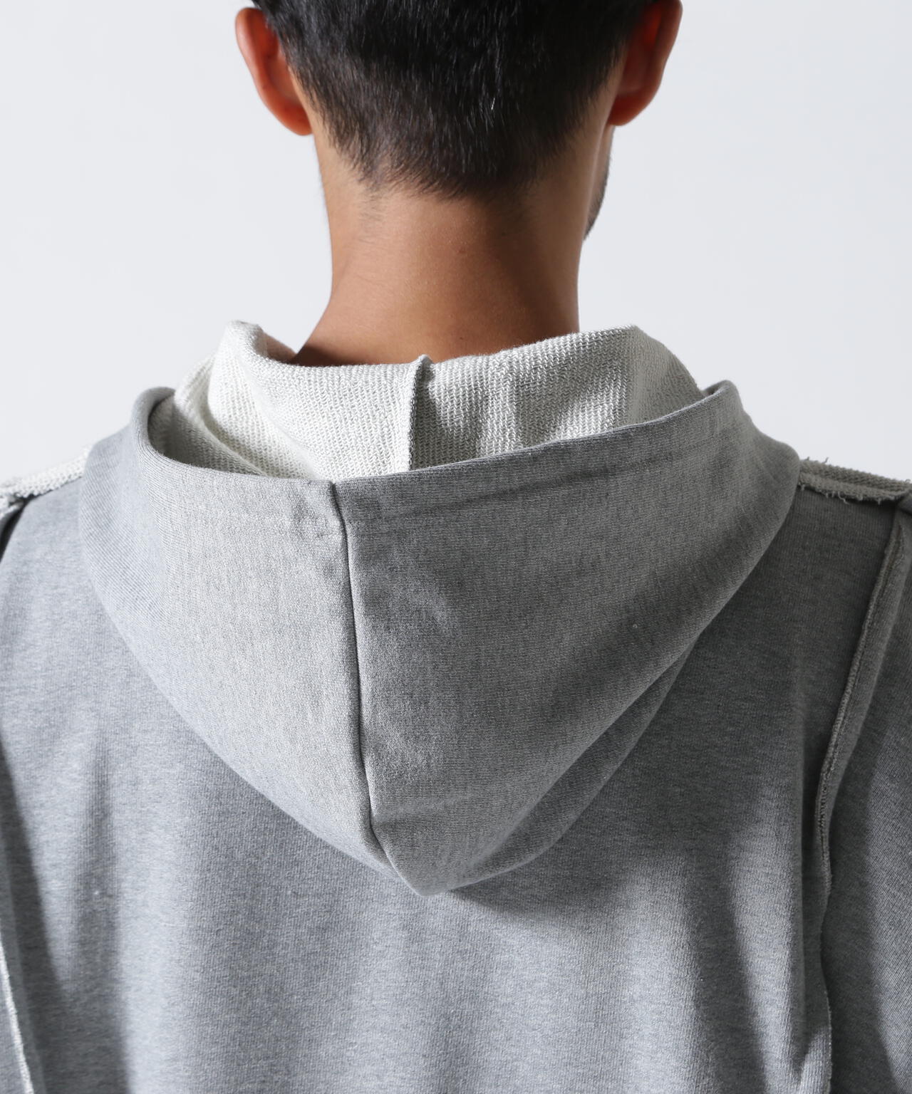 DISCOVERED(ディスカバード) 別注DOCKING NO SLEEVE HOODIE