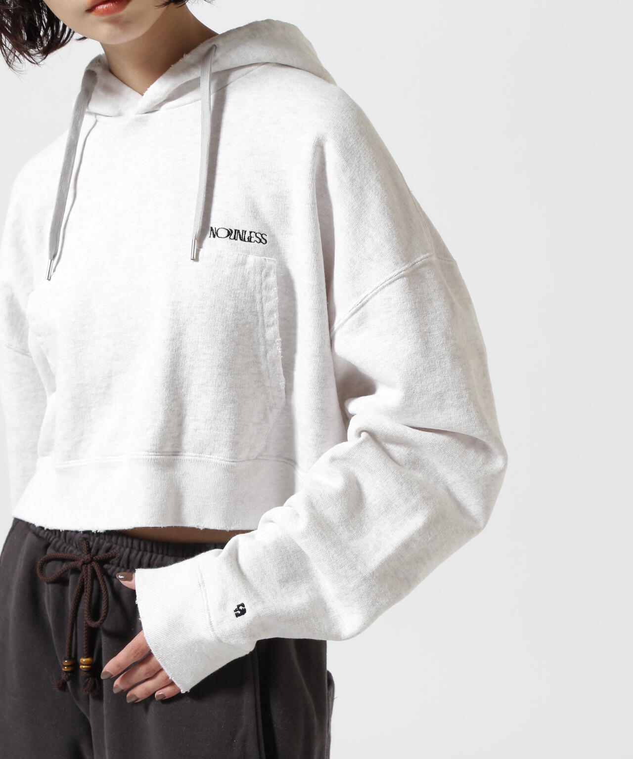 NOUNLESS ナウンレス　SHORT HOODIE TOPS スウェット NOUNLESS ナウンレスSHORT HOODIE TOPS スウェット