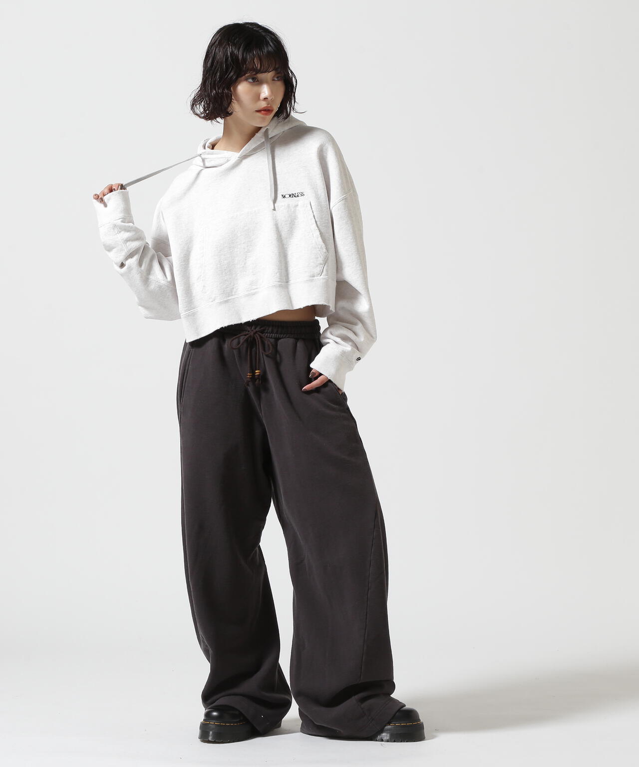 NOUNLESS ナウンレス　SHORT HOODIE TOPS スウェット NOUNLESS ナウンレスSHORT HOODIE TOPS スウェット