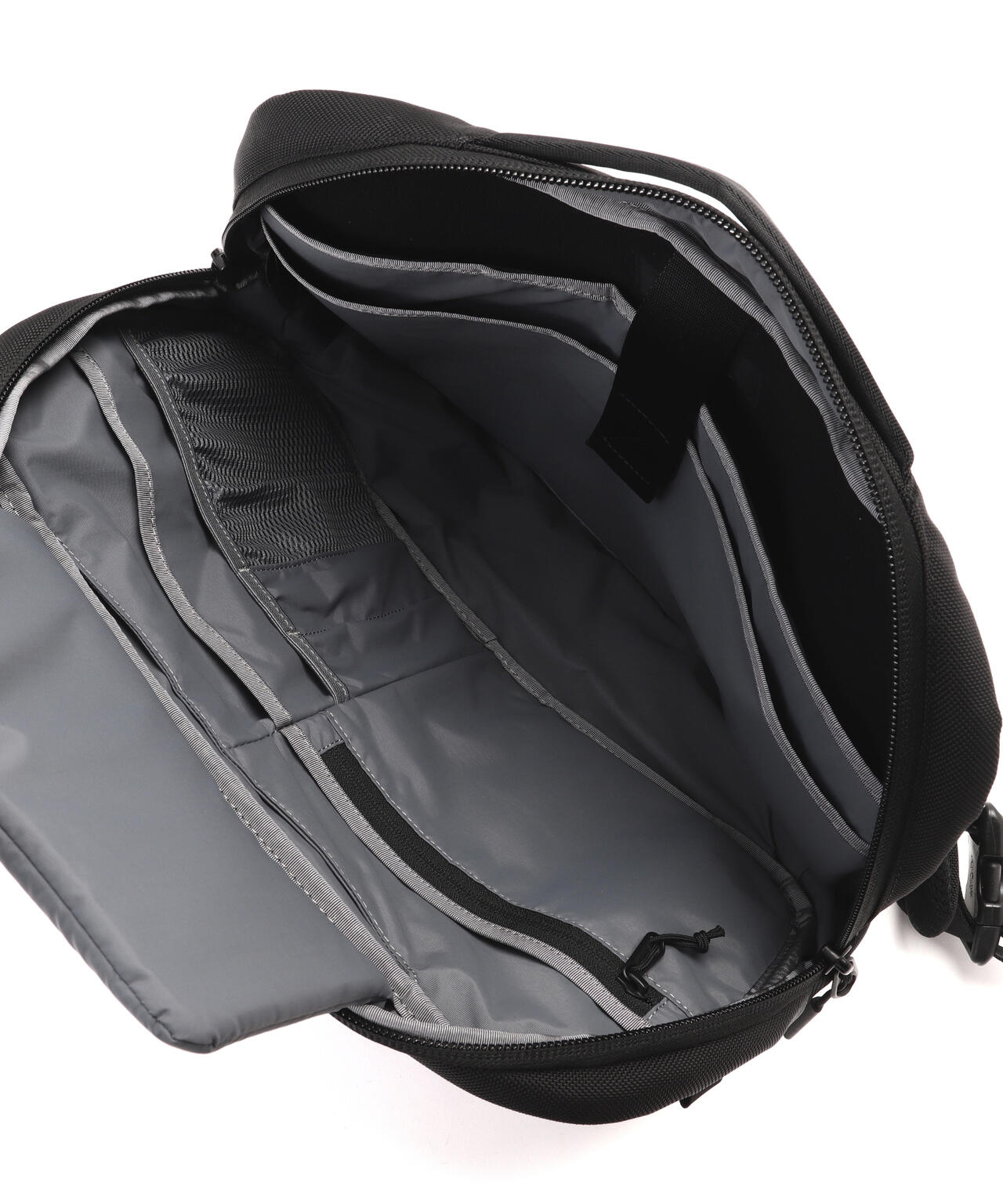 Aer（エアー）Travel Sling 2 Black AER-21013 | B'2nd ( ビーセカンド ) | US ONLINE  STORE（US オンラインストア）