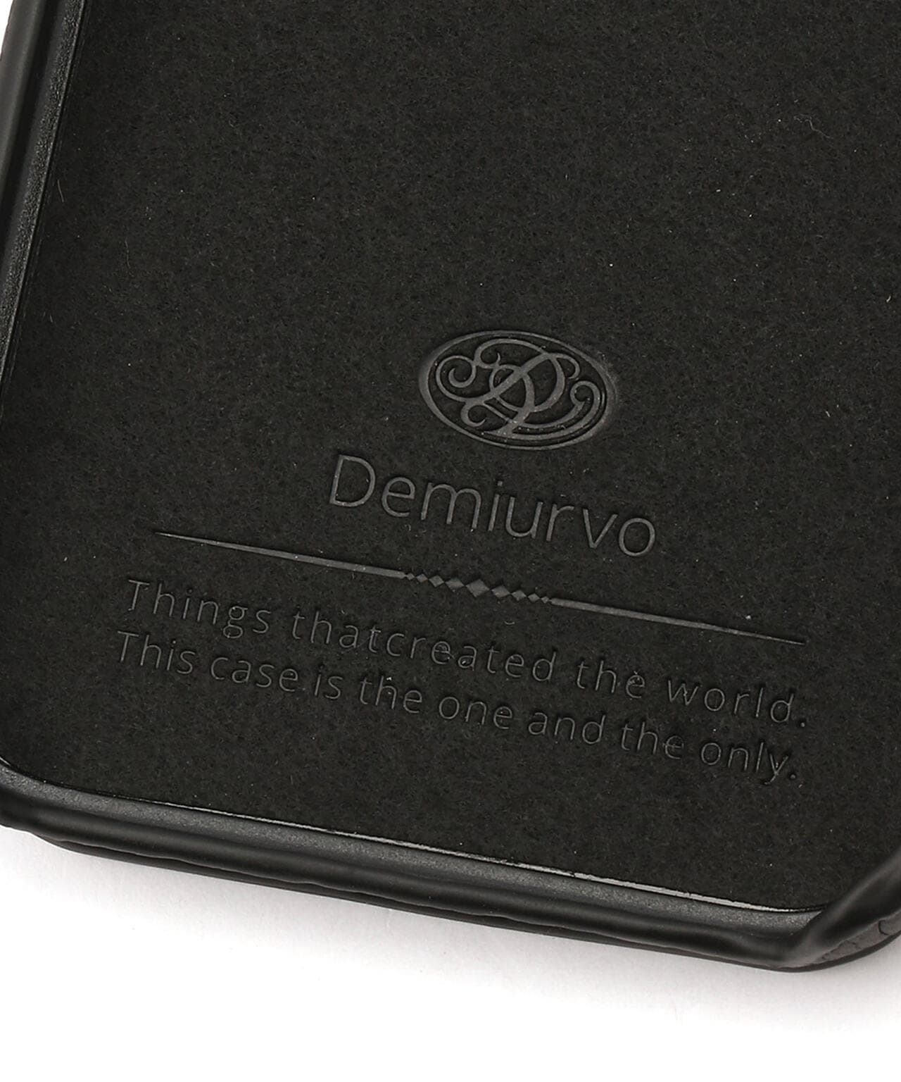 Demiurvo/デミウルーボ/POCHE FLAT/iPhone13Proストラップ付/BLK