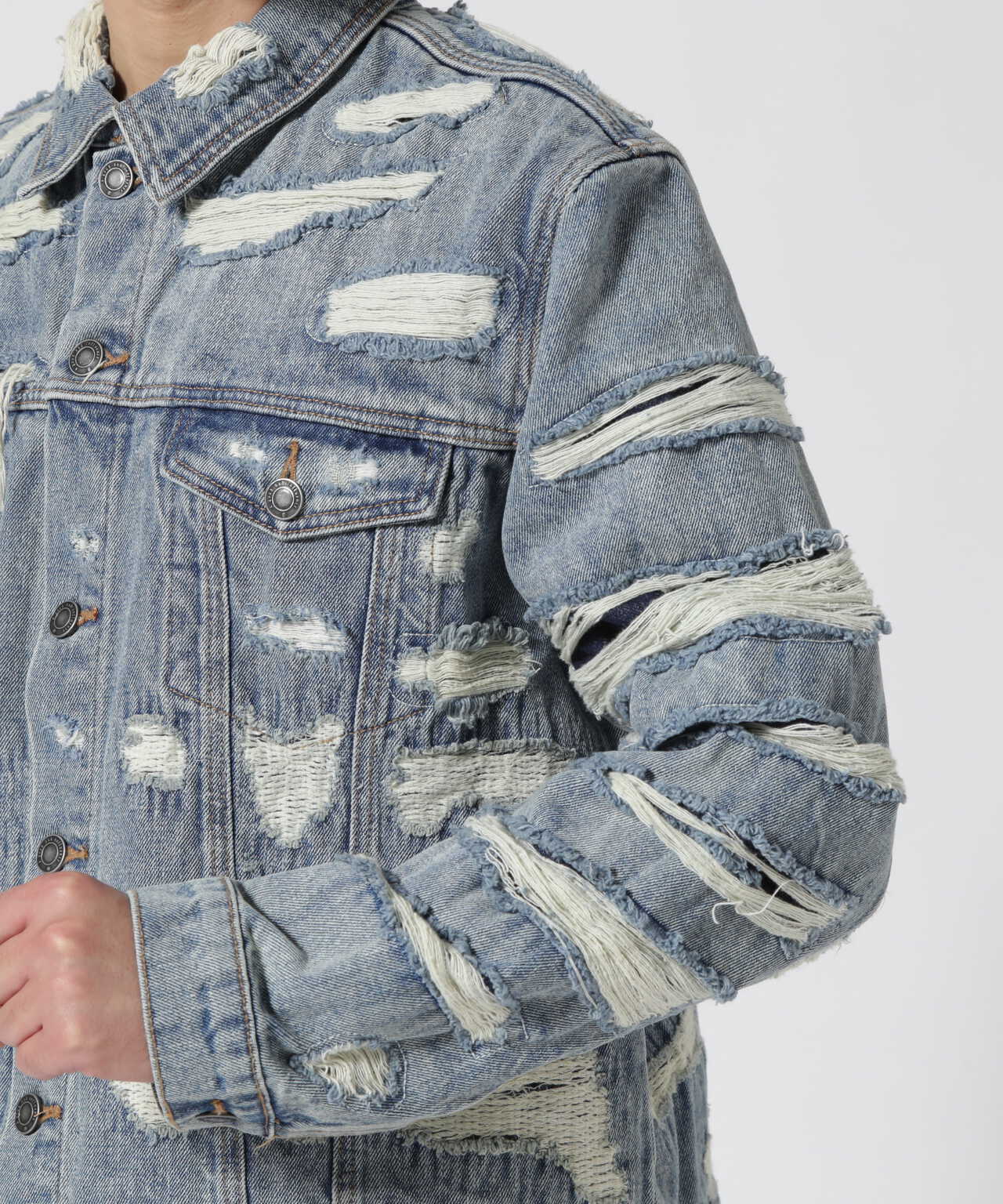A GOOD BAD INFLUENCE/REPAIRED DENIM JACKET