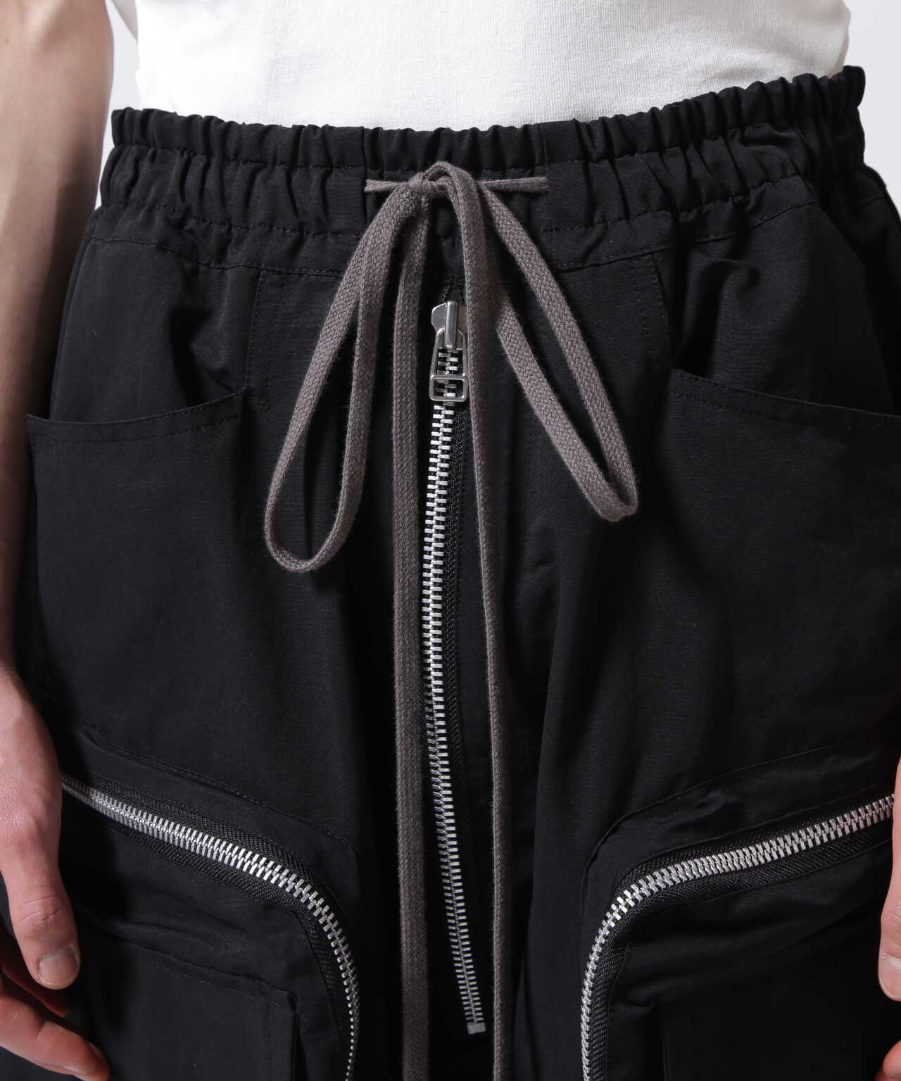 A.F ARTEFACT/RADICAL-ZIP MILITARY SARROUEL SHORTS | ROYAL FLASH