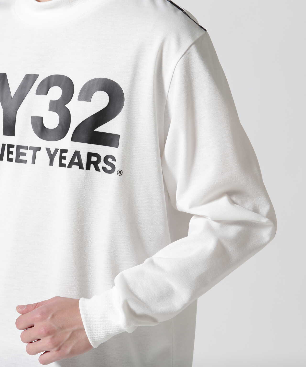 SY32 by SWEETYEARS /MOCK NECK LOGO L/S TEE | ROYAL FLASH