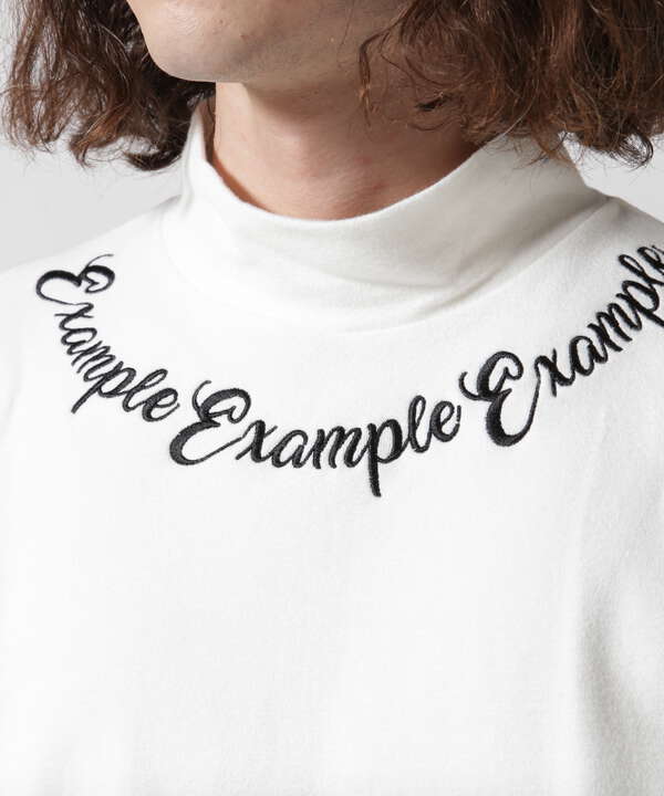 EXAMPLE/エグザンプル/CURSIVE CIRCLE LOGO MOCK NECK L/S TEE