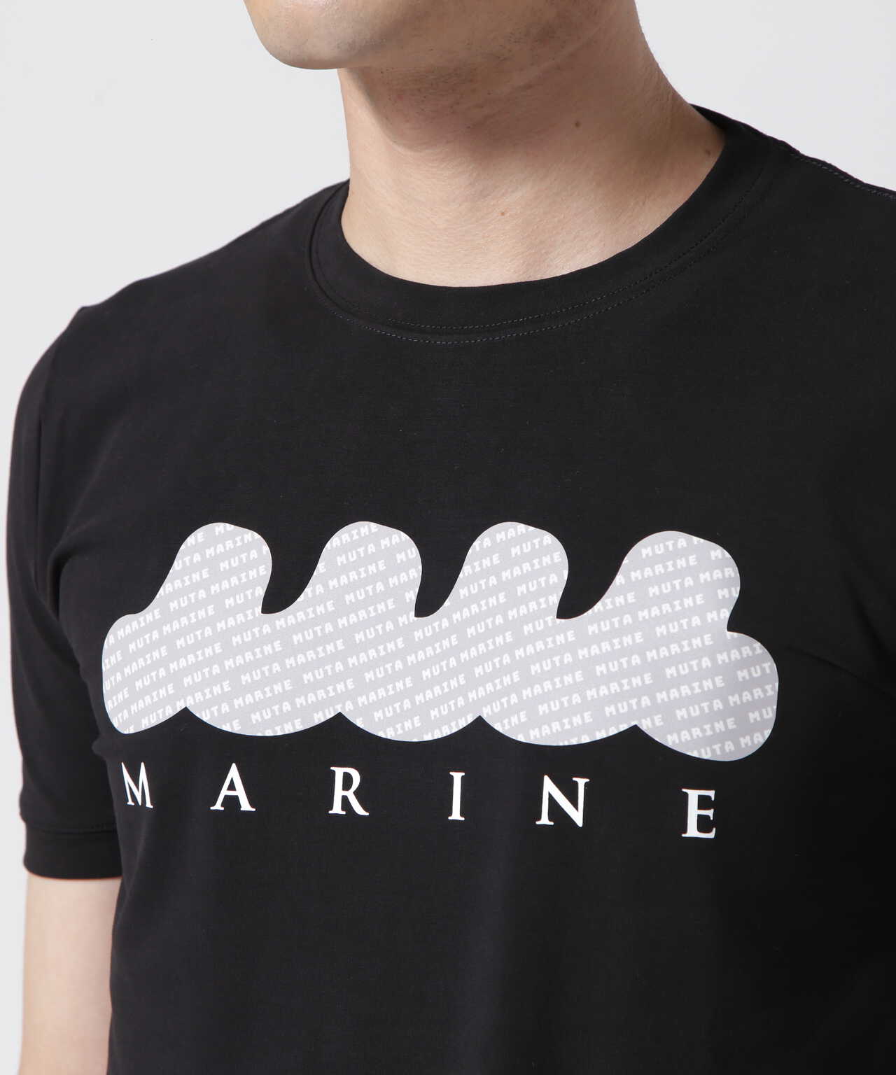 muta MARINE/ムータ マリン/別注ロゴリフレクタープリントTシャツ