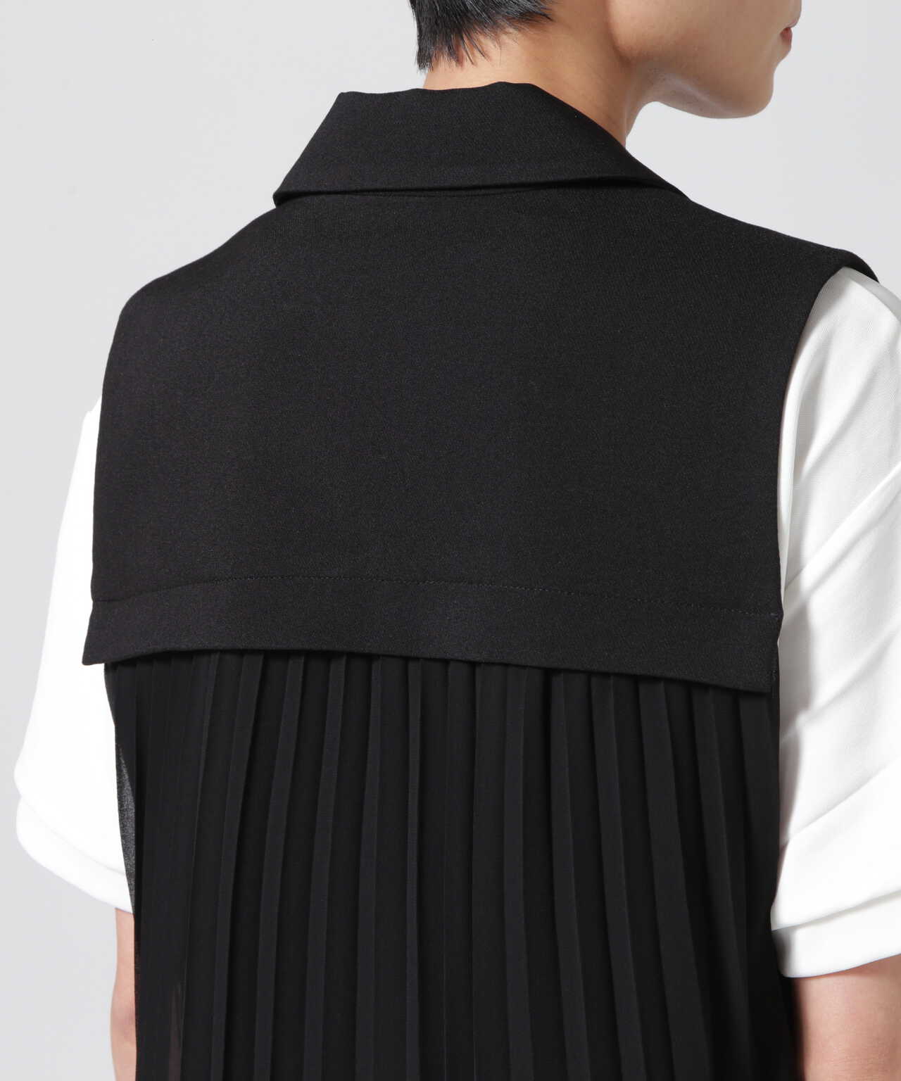 Risley/リズレー/Back pleats tailored gilet