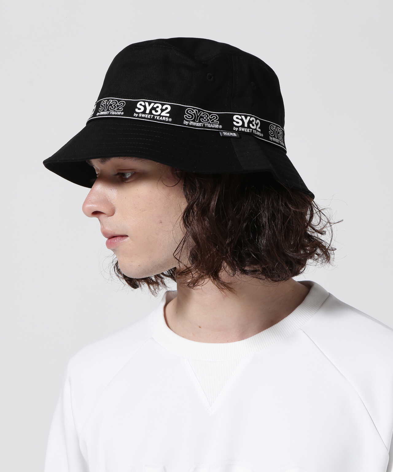 SY32 by SWEET YEARS】TAPE LOGO BUCKET HAT-