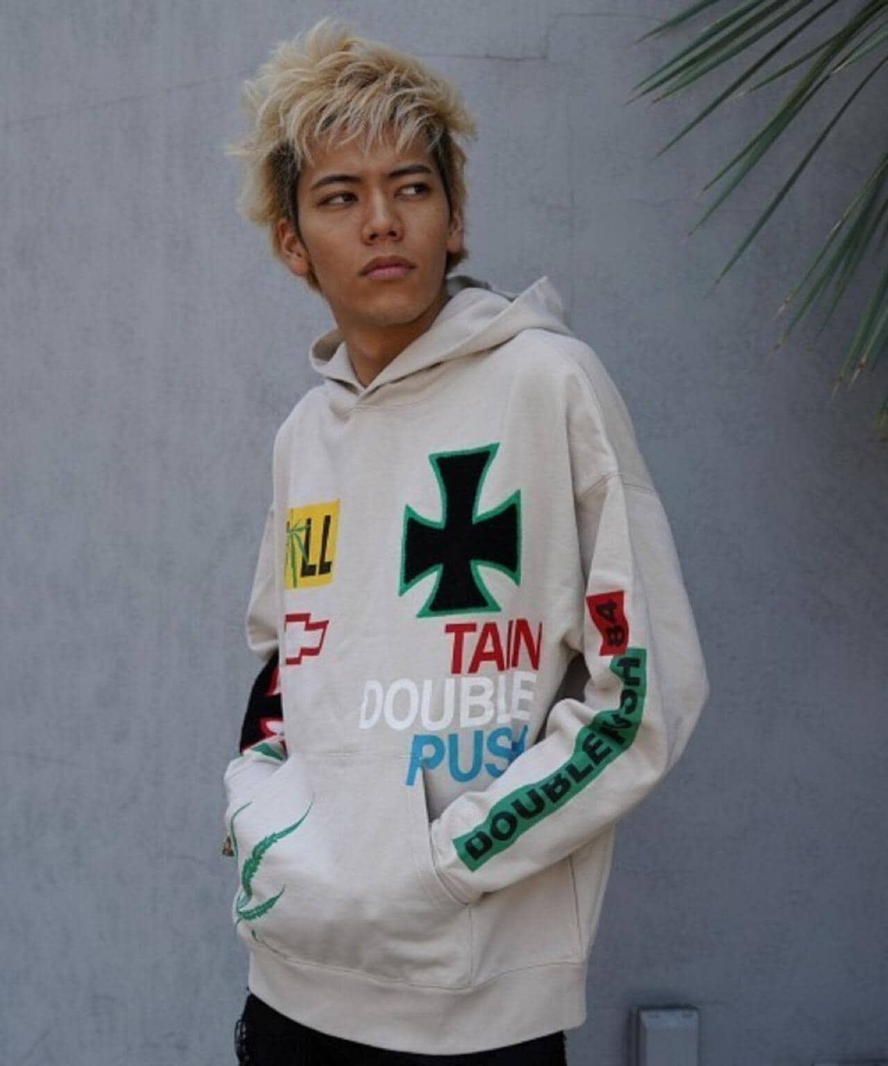 TAIN DOUBLE PUSH/T CROSS EMBROIDERY P/O HOODIE