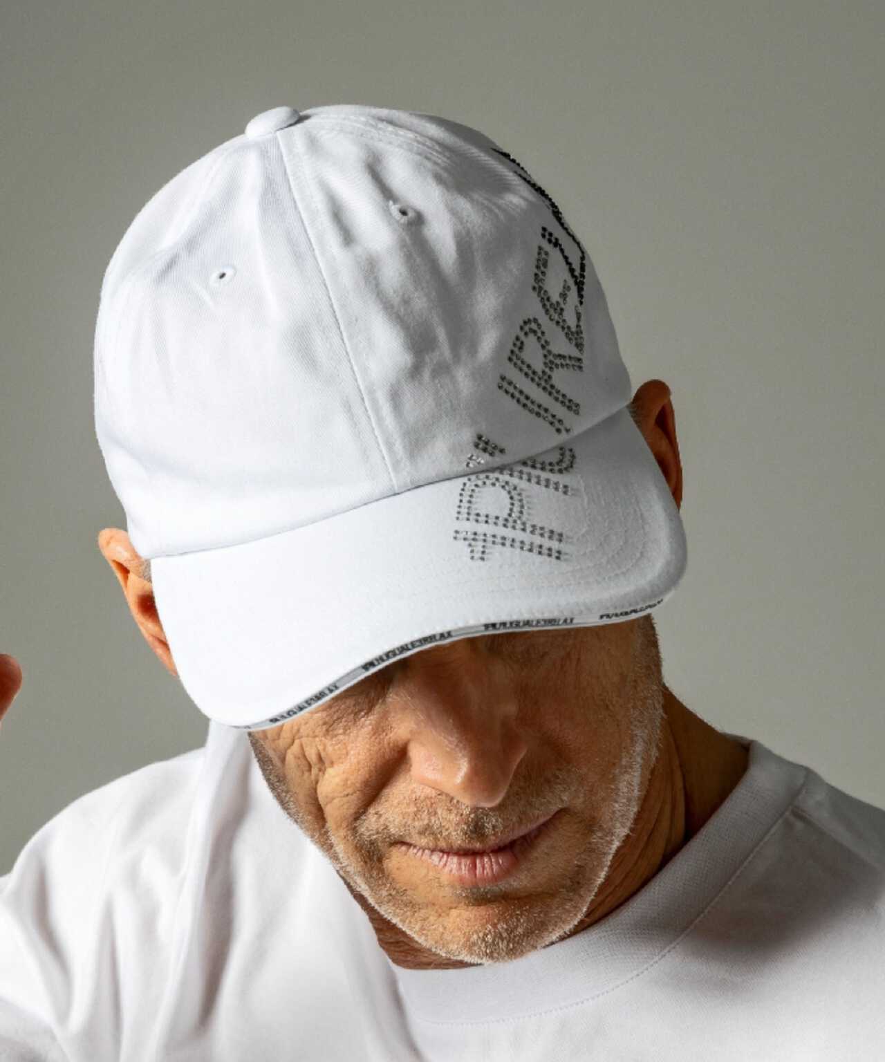 1PIU1UGUALE3 RELAX/別注RHINE STONE CAP