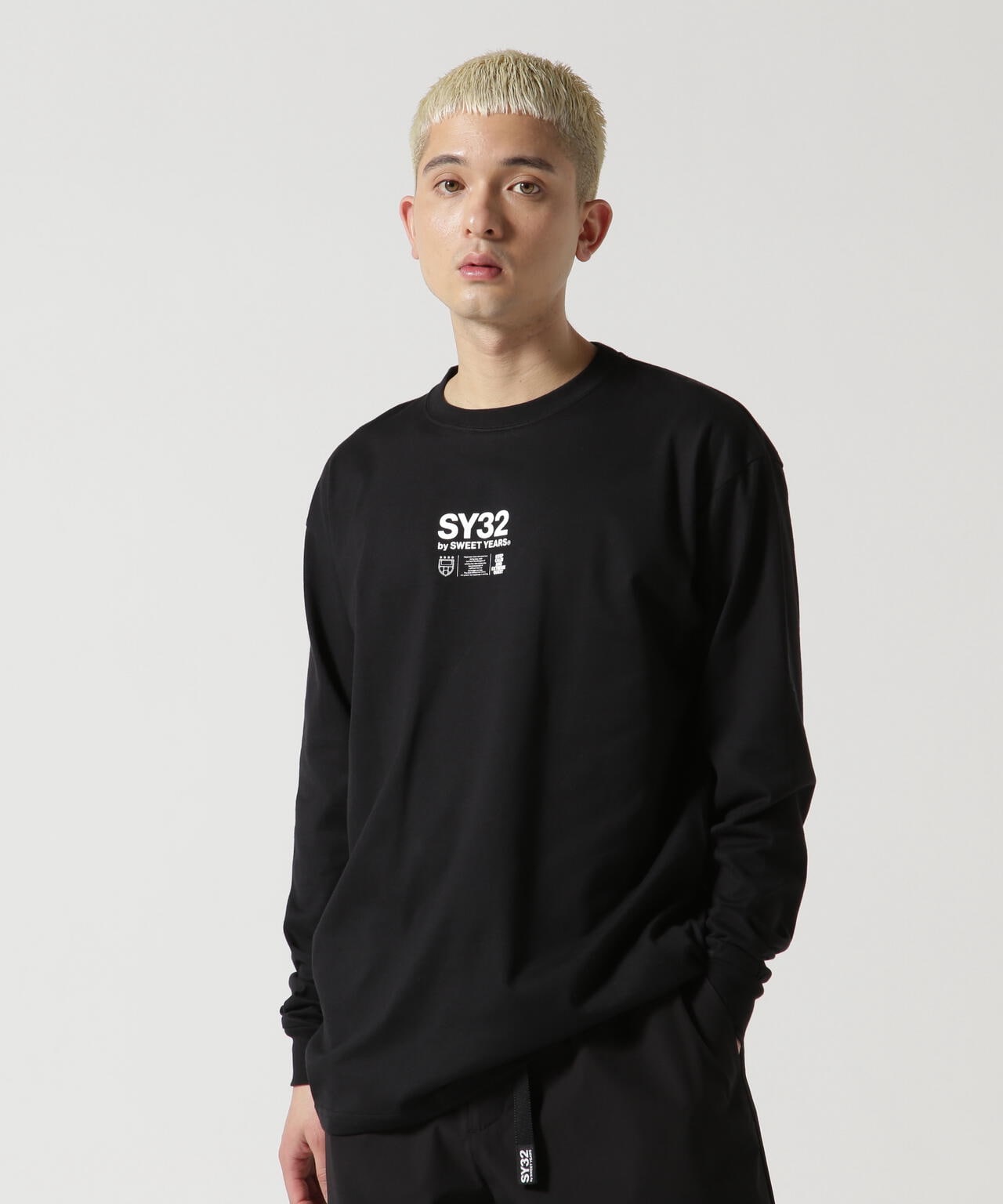 SY32 by SWEET YEARS/MULTI CENTER LOGO L/S TEE