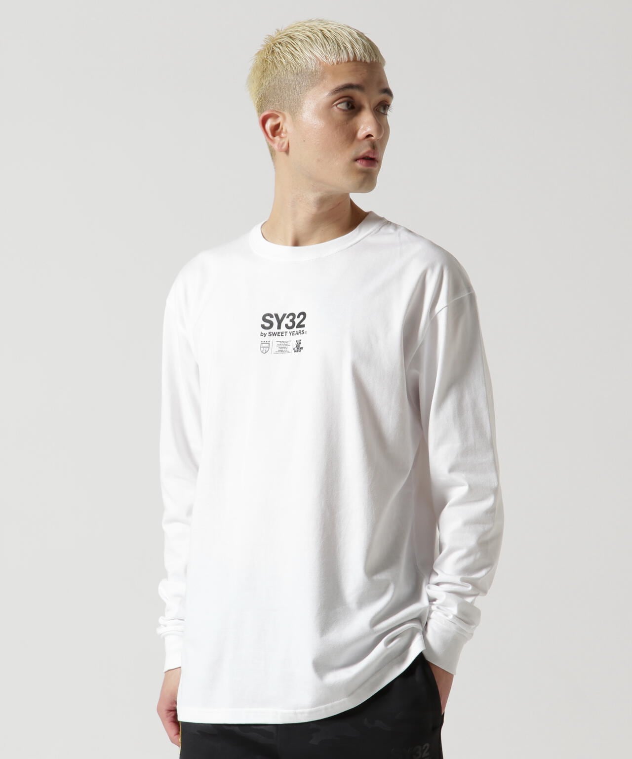 SY32 by SWEET YEARS/MULTI CENTER LOGO L/S TEE