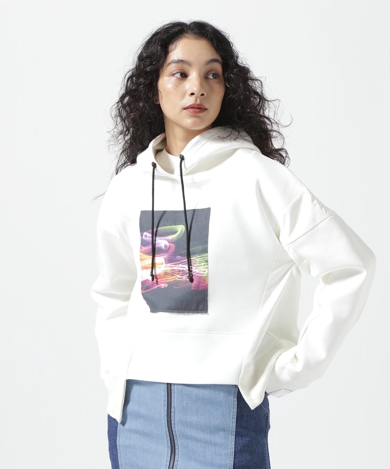 AULAAILAフォトプリントフーディー