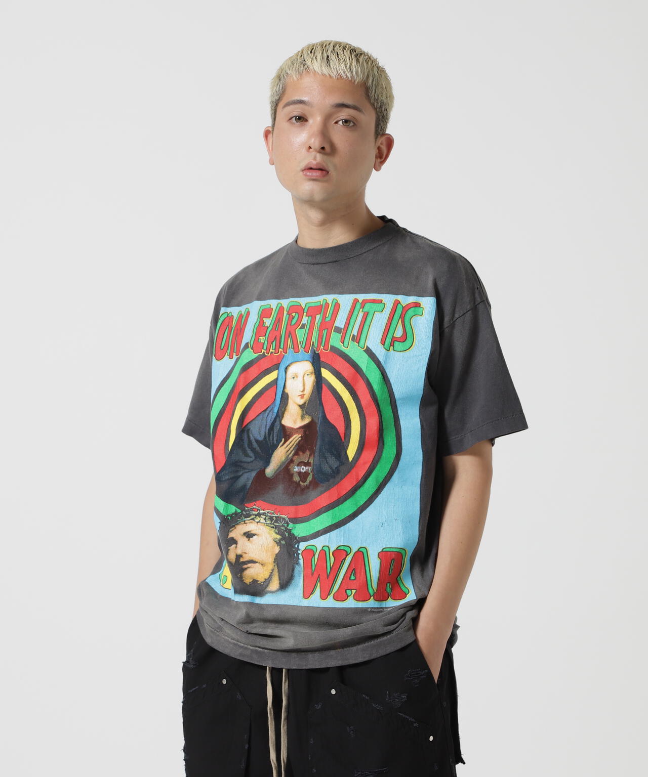 SAINT MICHAEL/セントマイケル/SS TEE/ON EARTH/BLACK | ROYAL FLASH ( ロイヤルフラッシュ ) |  US ONLINE STORE（US オンラインストア）