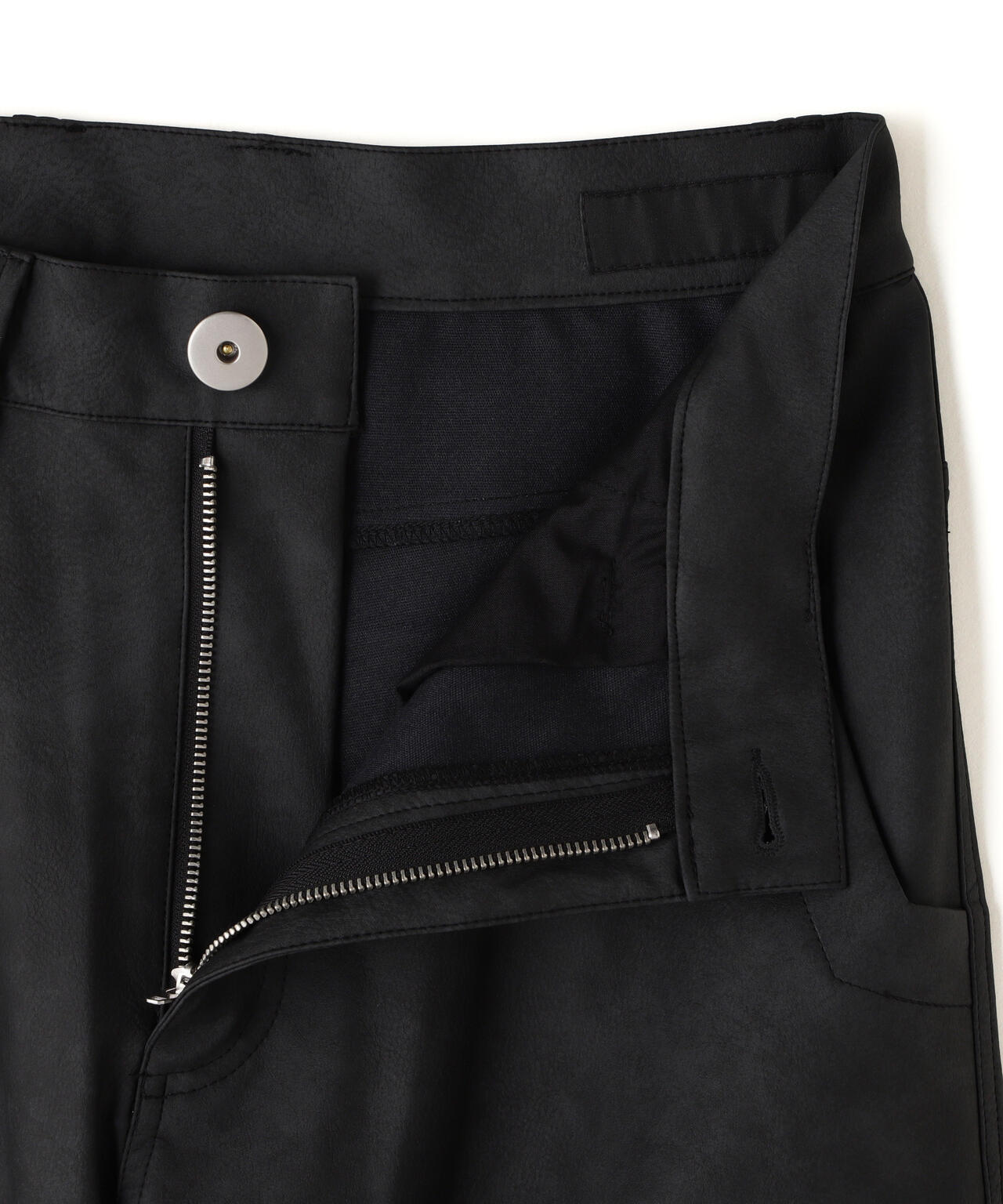 A.F ARTEFACT/Synthetic Leather Cargo Buggy Pants