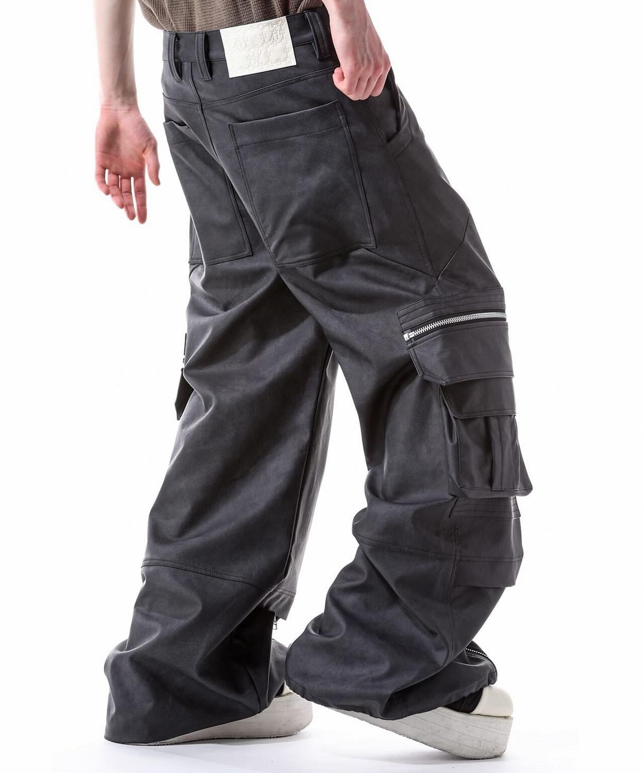 A.F ARTEFACT/Synthetic Leather Cargo Buggy Pants