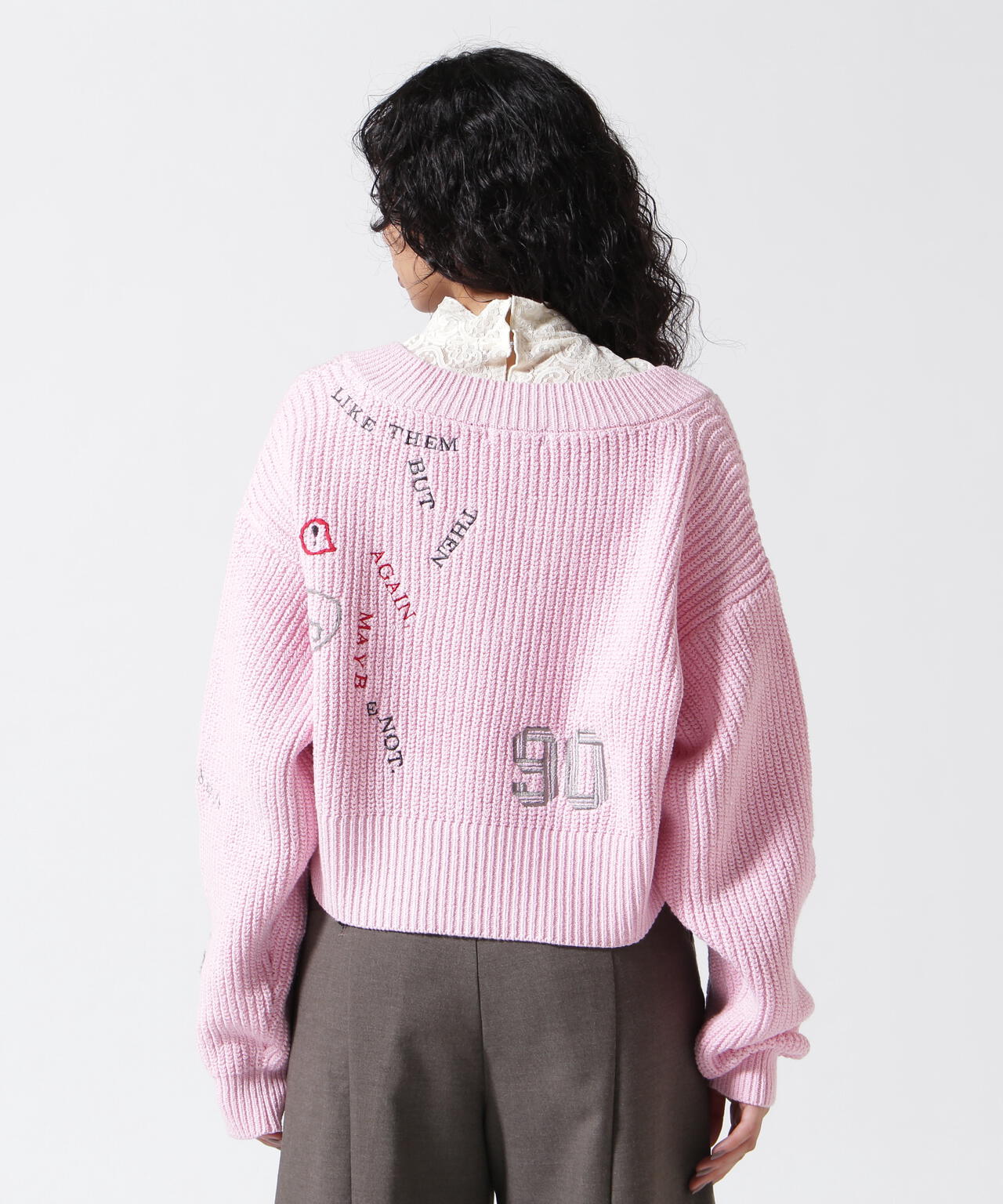 MAISON SPECIAL/メゾンスペシャル/V-neck Embroidery Knitwear