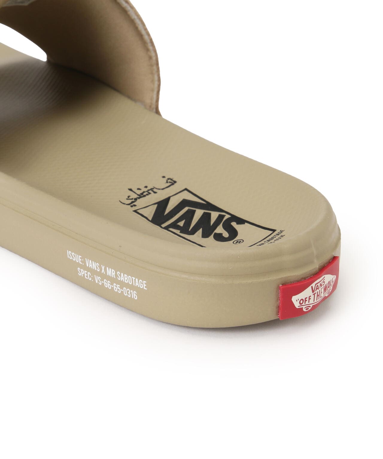 vans オファー サンダル 新作