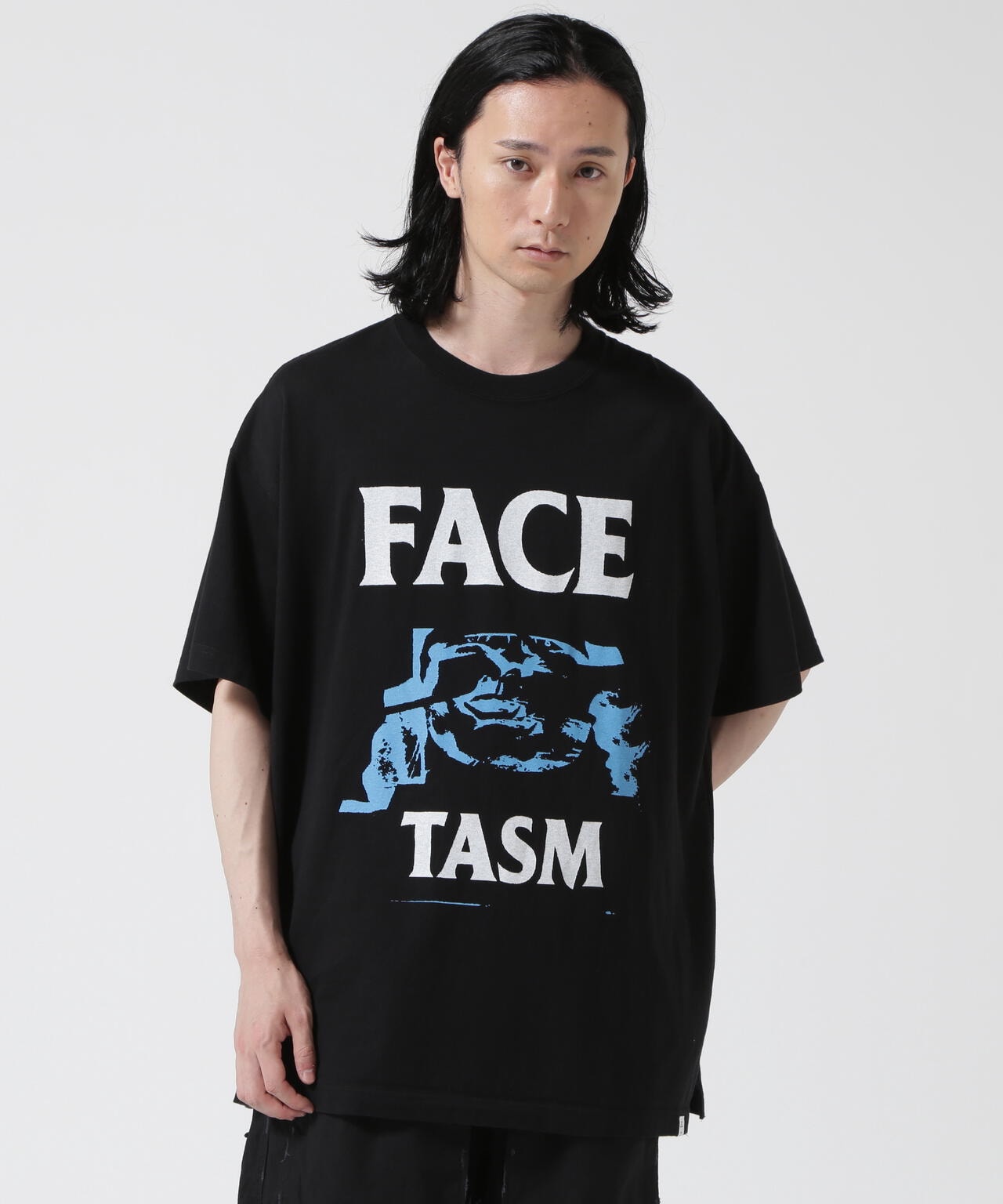 FACETASM/ファセッタズム/別注 BLACK FLAG BIG TEE | ROYAL FLASH ( ロイヤルフラッシュ ) | US  ONLINE STORE（US オンラインストア）