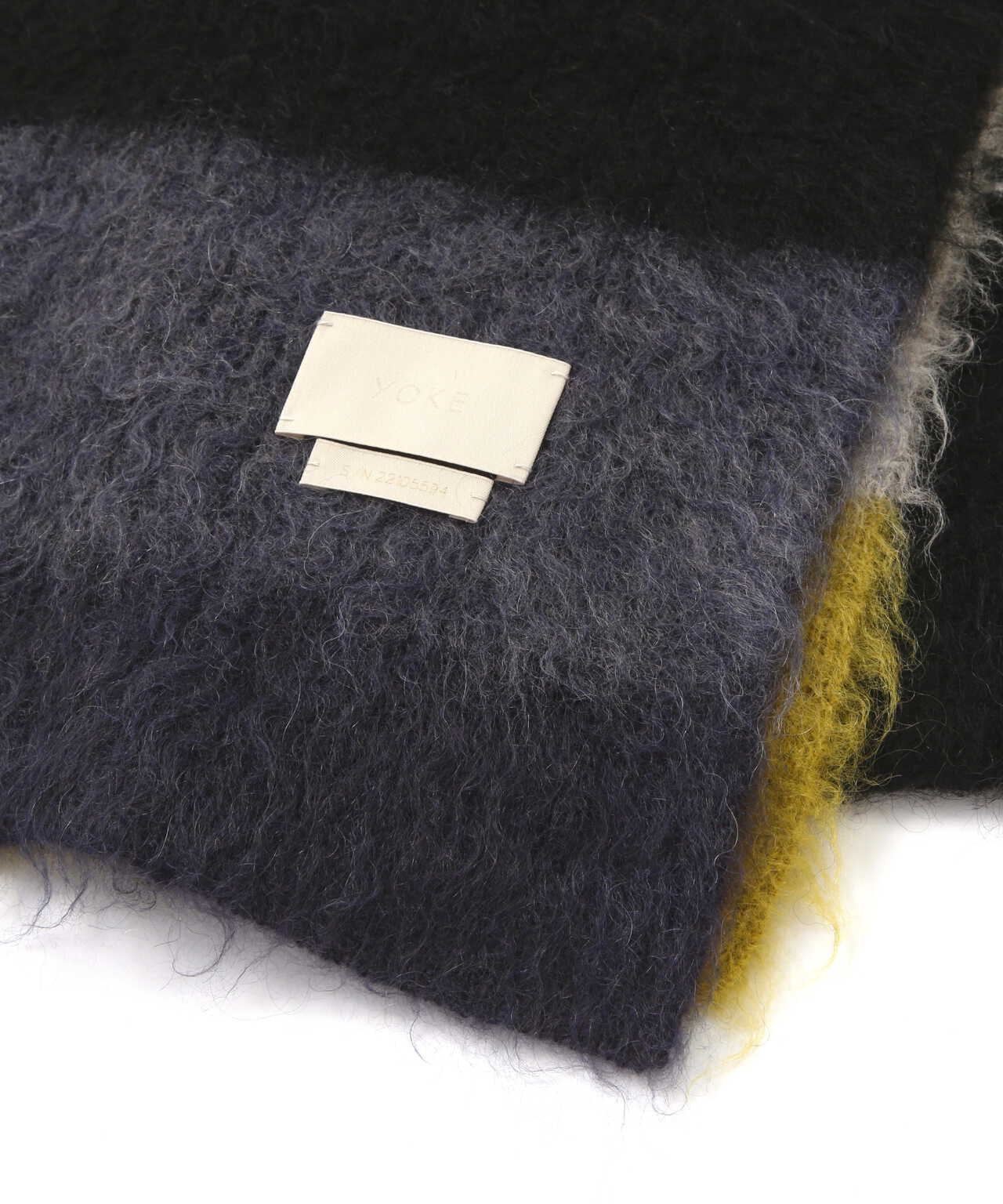 ユニセックスアイテムですYOKE ヨーク STILL BORDER MOHAIR LONG STOLE