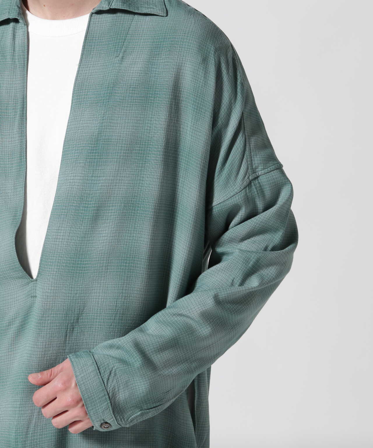 視点を変えた経年変化の提案ANCELLM OMBRE CHECK PULLOVER SHIRT アンセルム