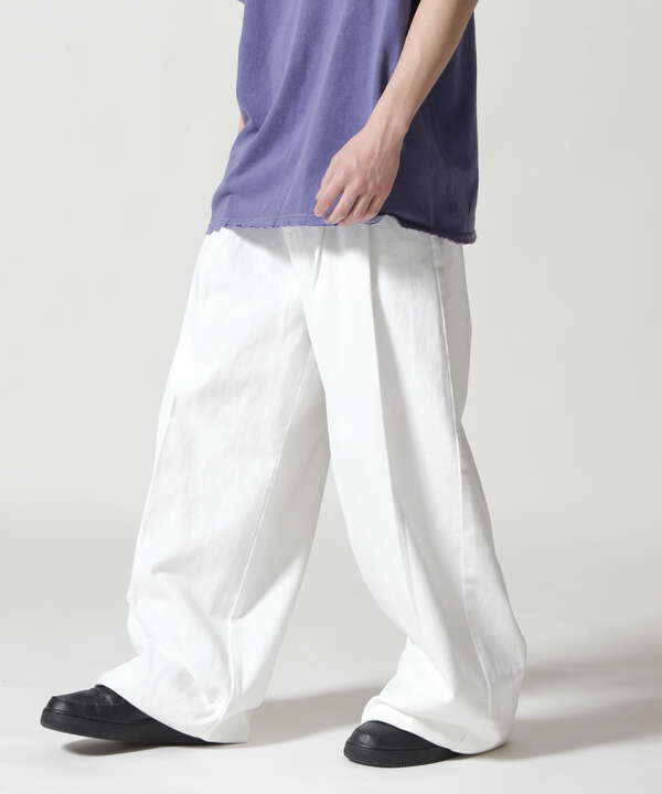 Toironier/トワロニエ/2tuck wide denim pants