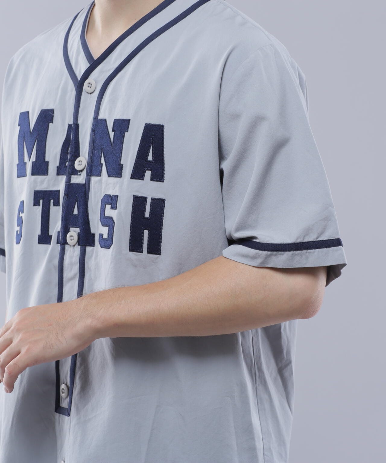 MANASTASH/マナスタッシュ/COLLEGE LOGO BB SHIRT