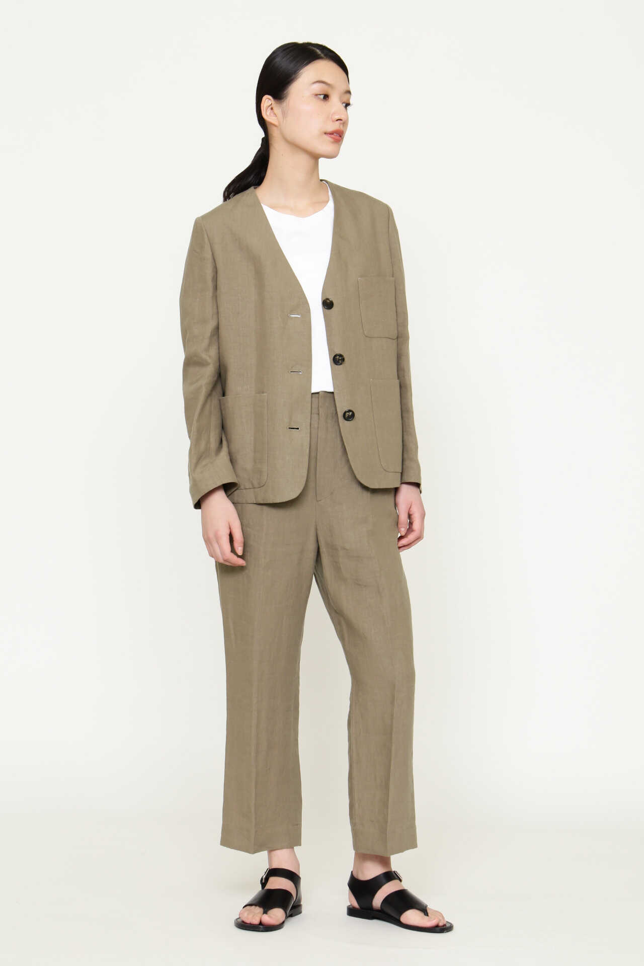 PLAIN LINEN9