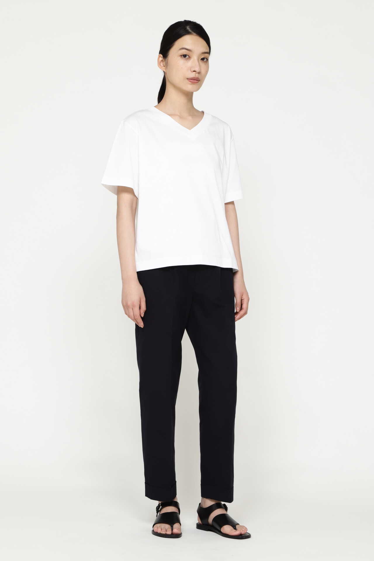 COTTON V NECK T SHIRT9