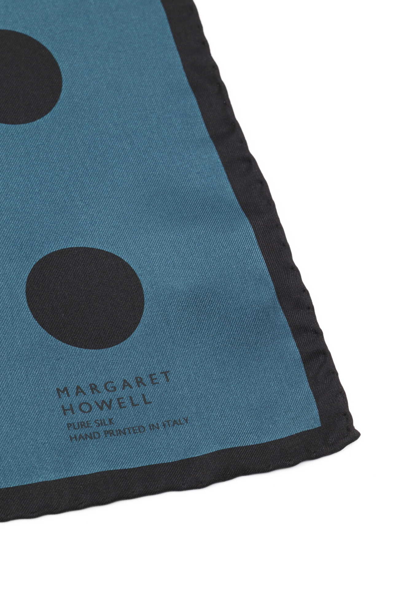 OVERSIZED SPOT SCARF2