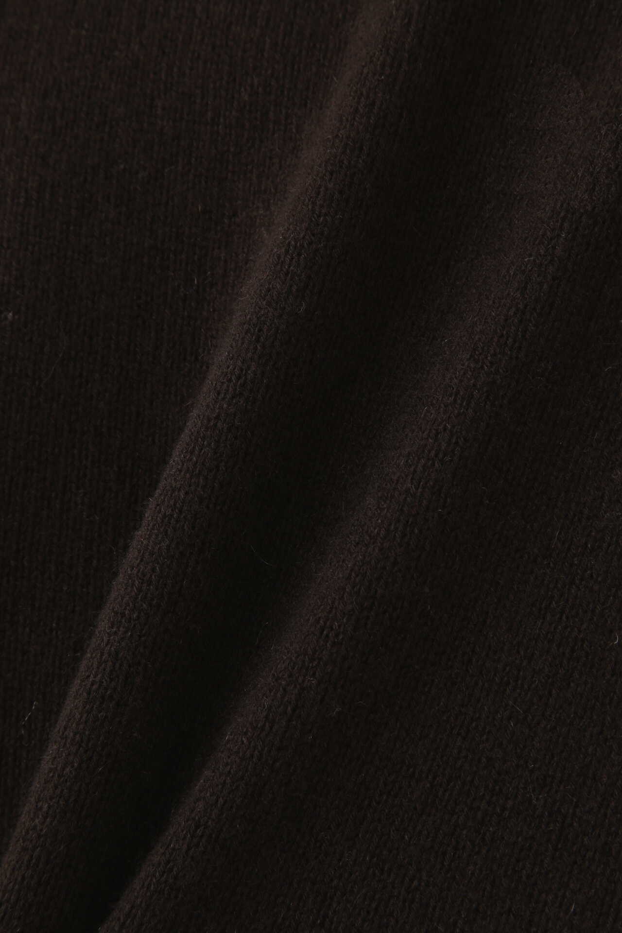 WIDE ROLL NECK9