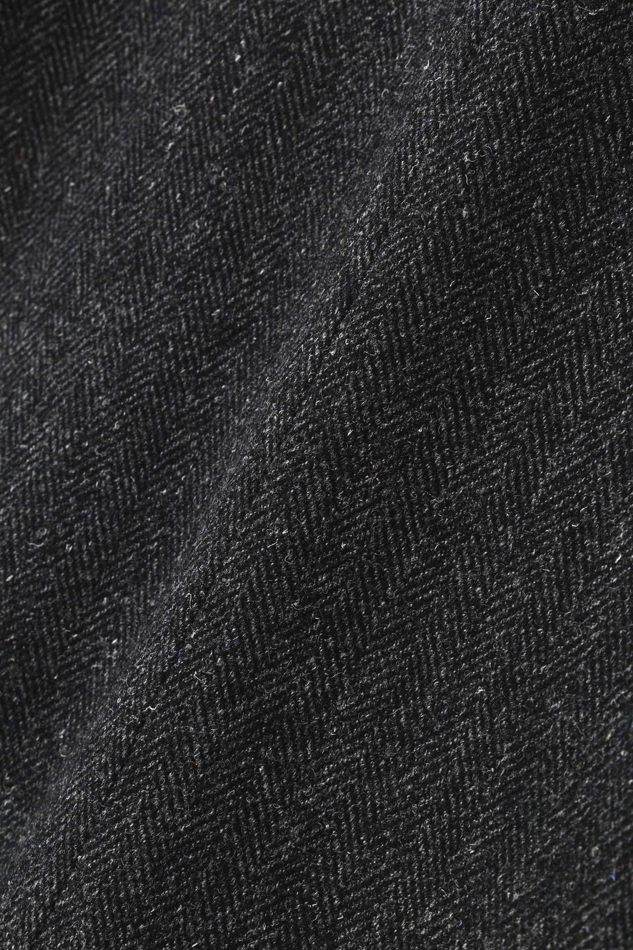 LOFTED HERRINGBONE WOOL