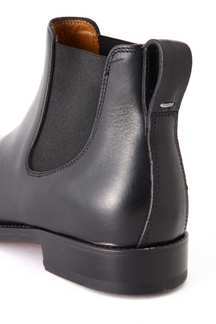 HEAVY SOLED CHELSEA BOOT