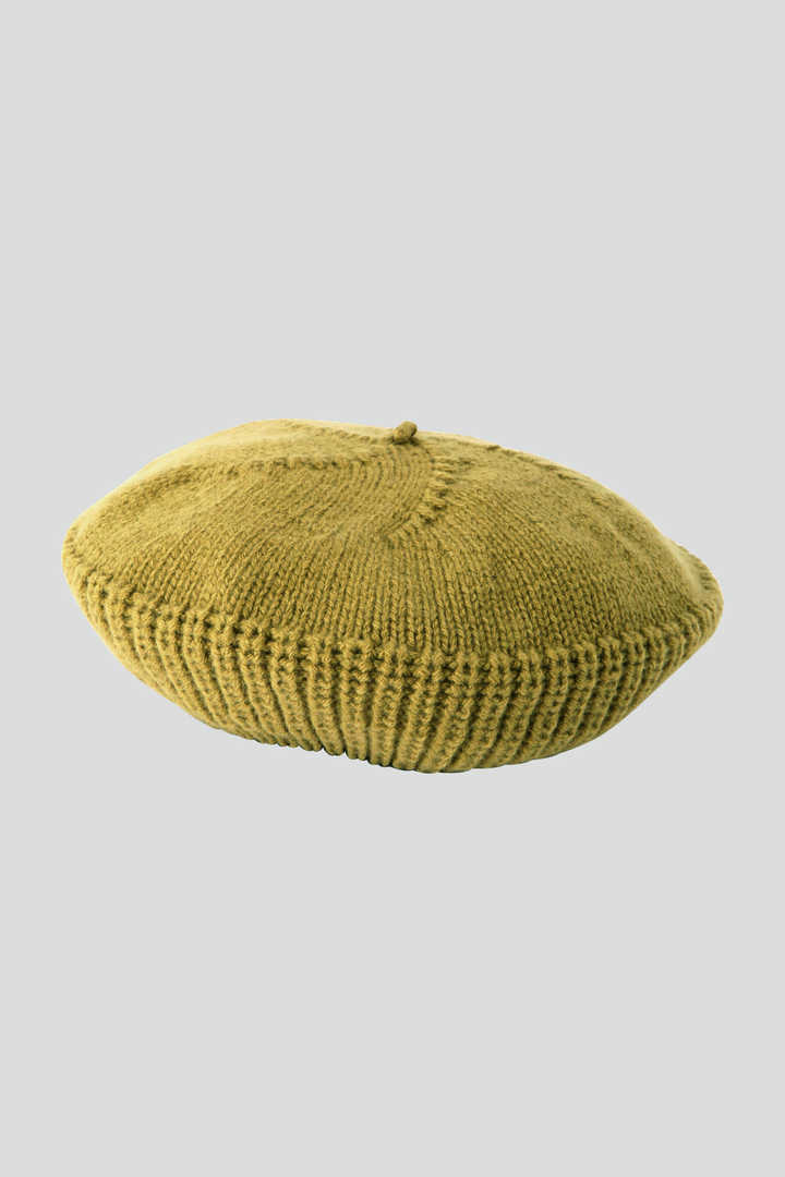HAND KNIT ACC