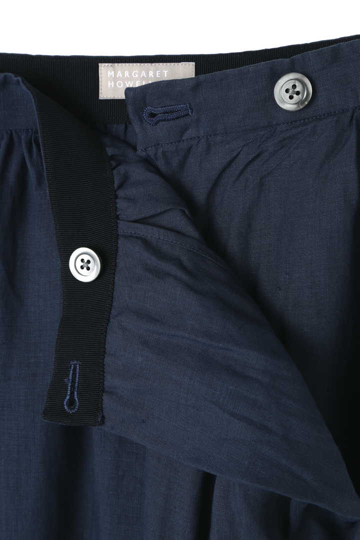 LIGHTWEIGHT LINEN