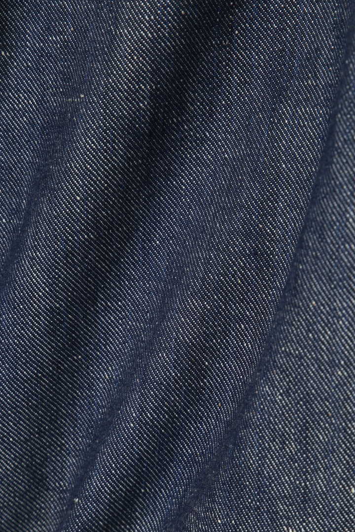 GREY CAST DENIM