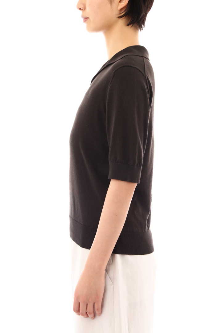 PLAIN OPEN COLLAR JUMPER