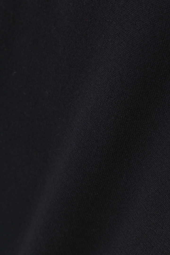 FINE MERINO WOOL KNIT