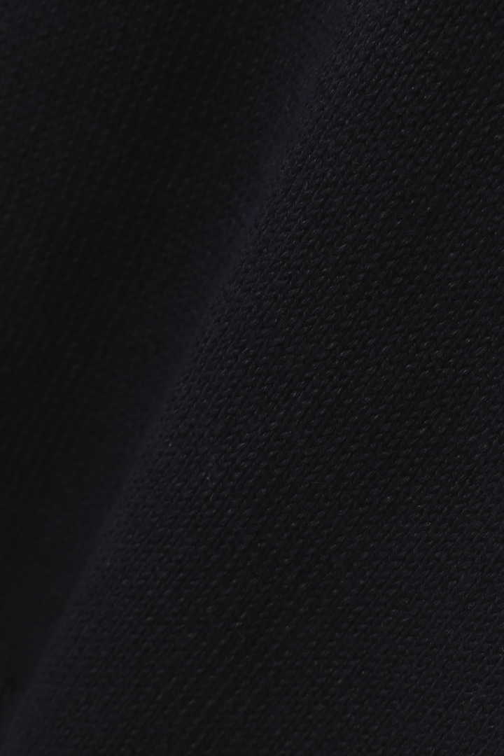 BOAT NECK GUERNSEY