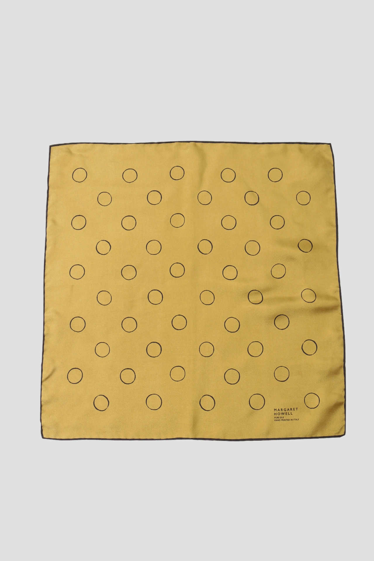 OUTLINE SPOT SCARF