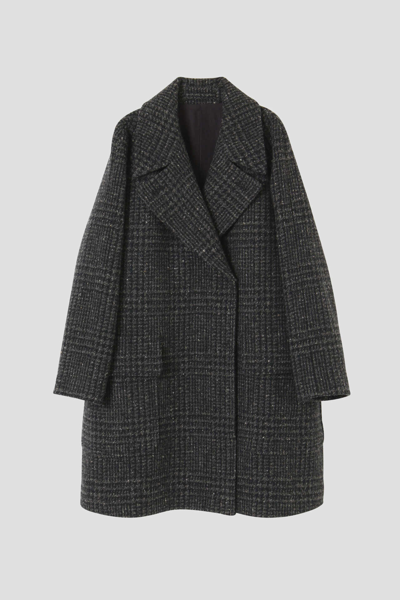 LARGE PRINCE OF WALES WOOL COATING1