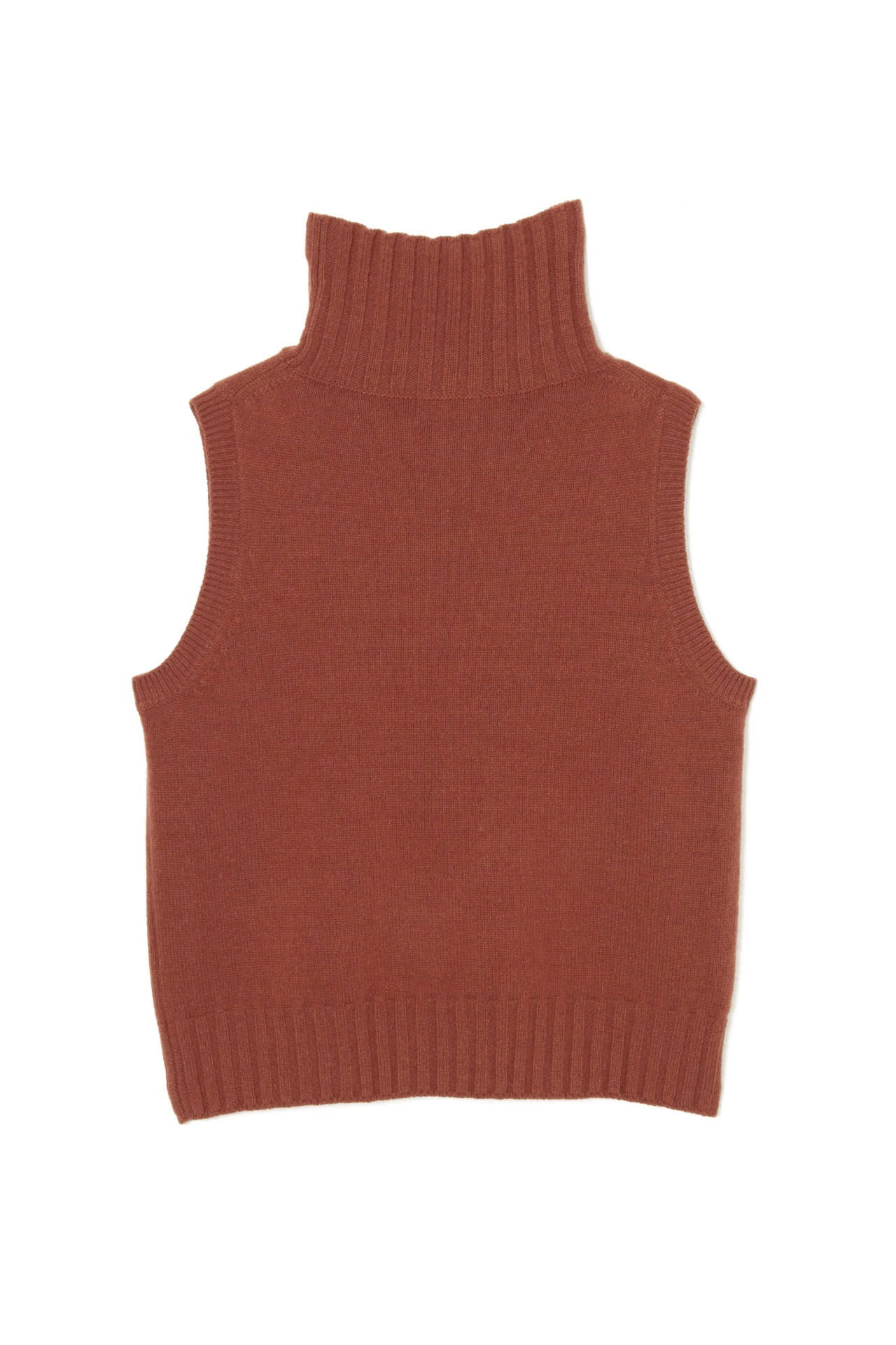 SLEEVELESS TURTLENECK7